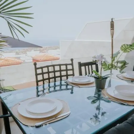 Alpehytte Sunset Luxe,jacuzzi,sea View ,netflix Costa Adeje (Tenerife)